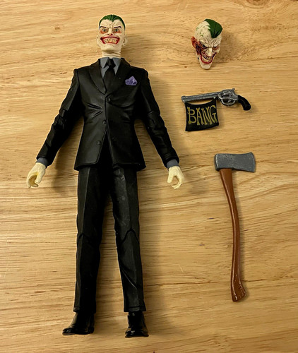 Collectibles designer - dc,