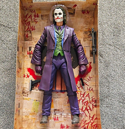 Neca the dark - knight, joker