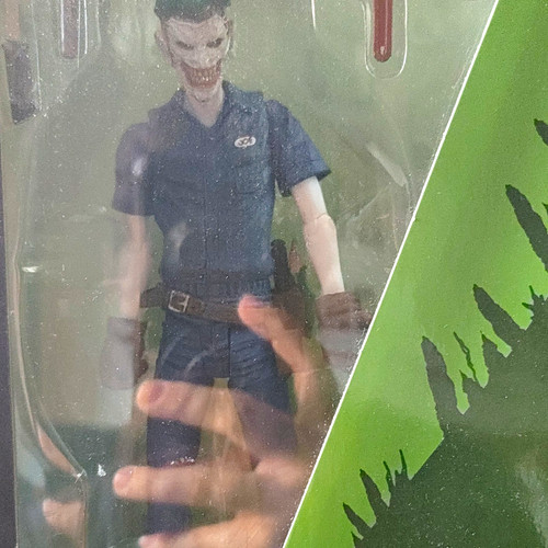 Joker action figure - dc, comics