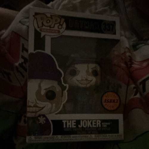 The joker funko pop 337 - the,
