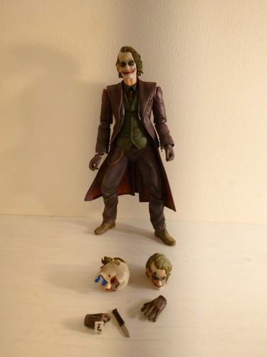 Play arts kai batman - batman, dark